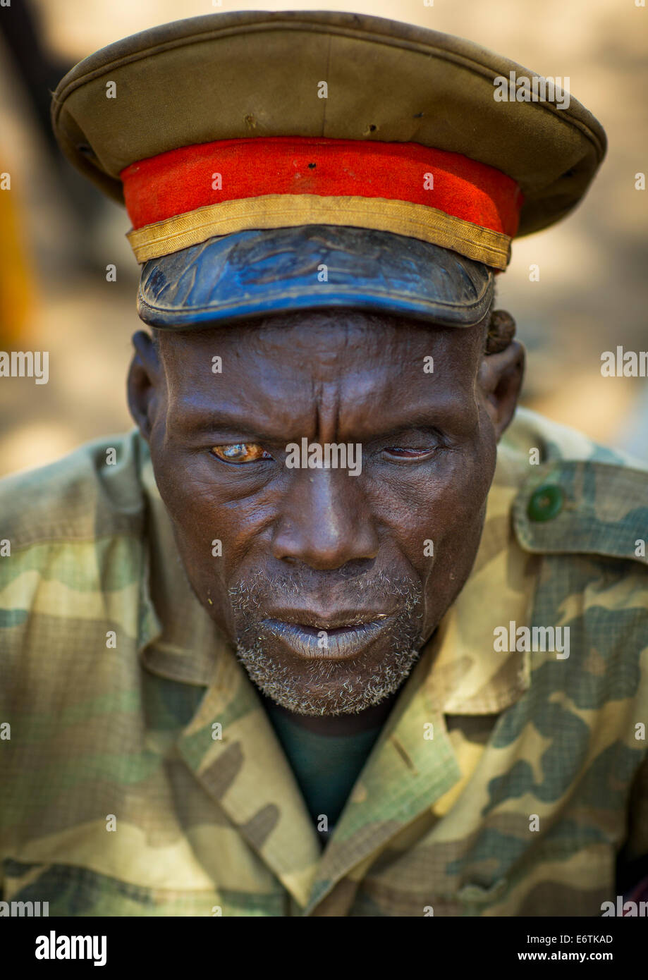 Чернокожий военный. Африканская армия. Африканские войны. Военные африканцы. Чернокожий солдат.