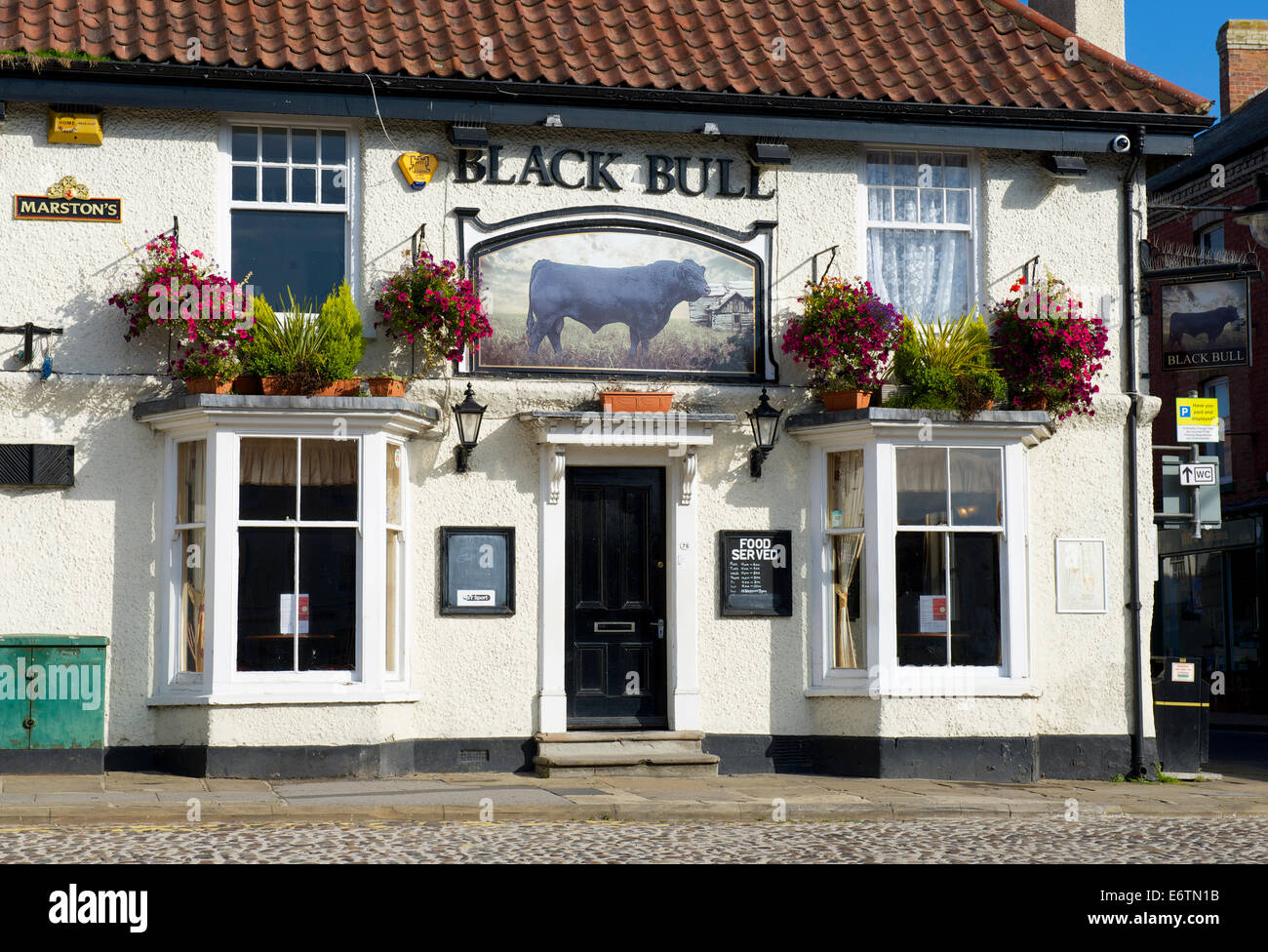 Pub thirsk north yorkshire hires stock photography and images Alamy