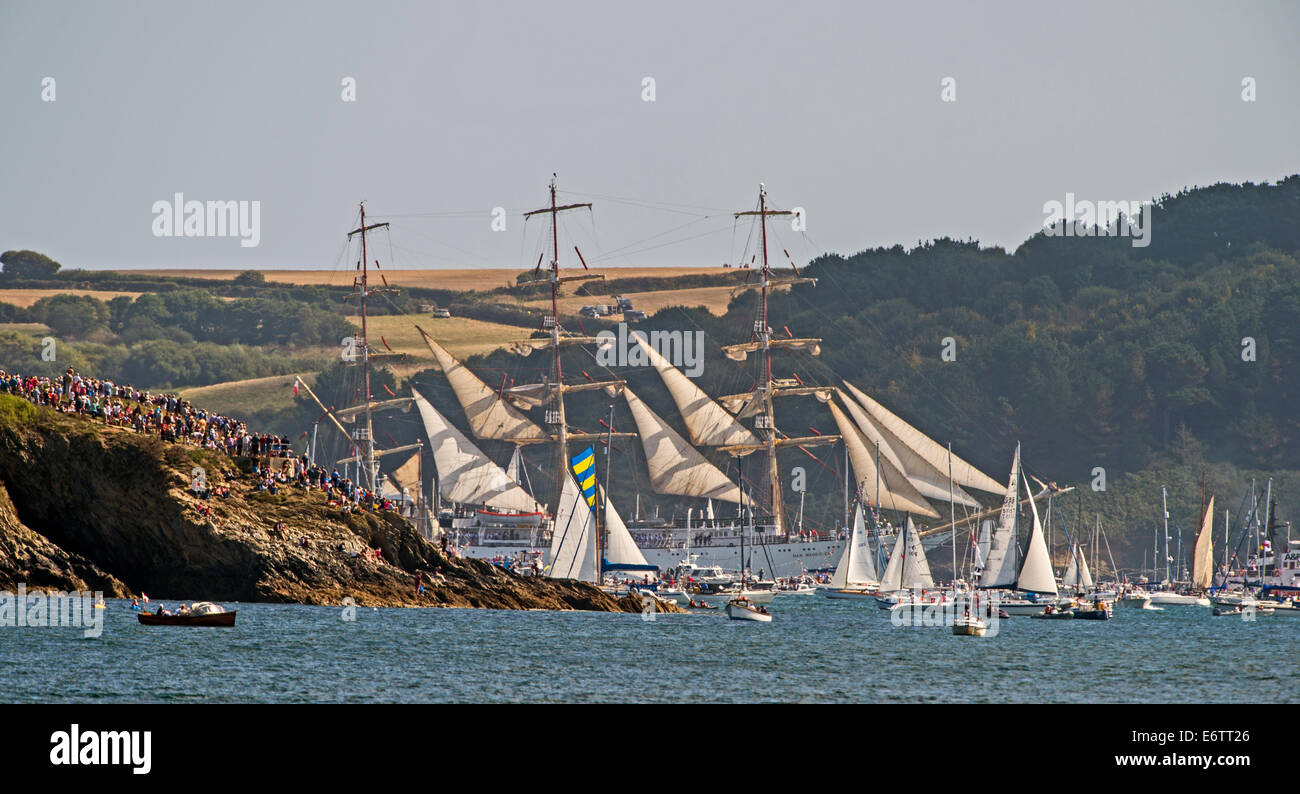 Polish tall ship dar mlodziezy hi-res stock photography and images - Alamy