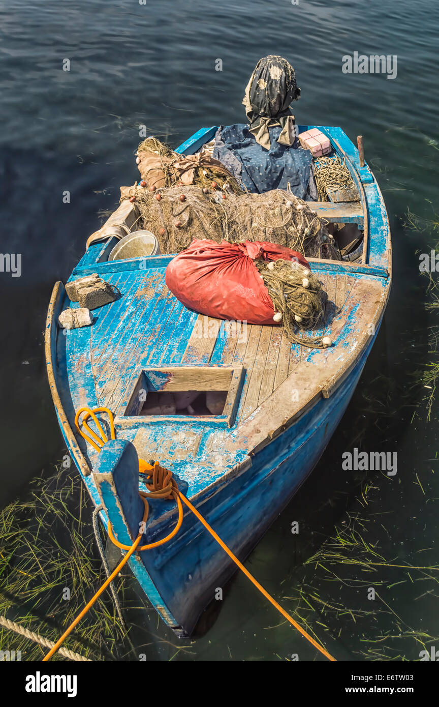 Fishing net boat hi-res stock photography and images - Alamy