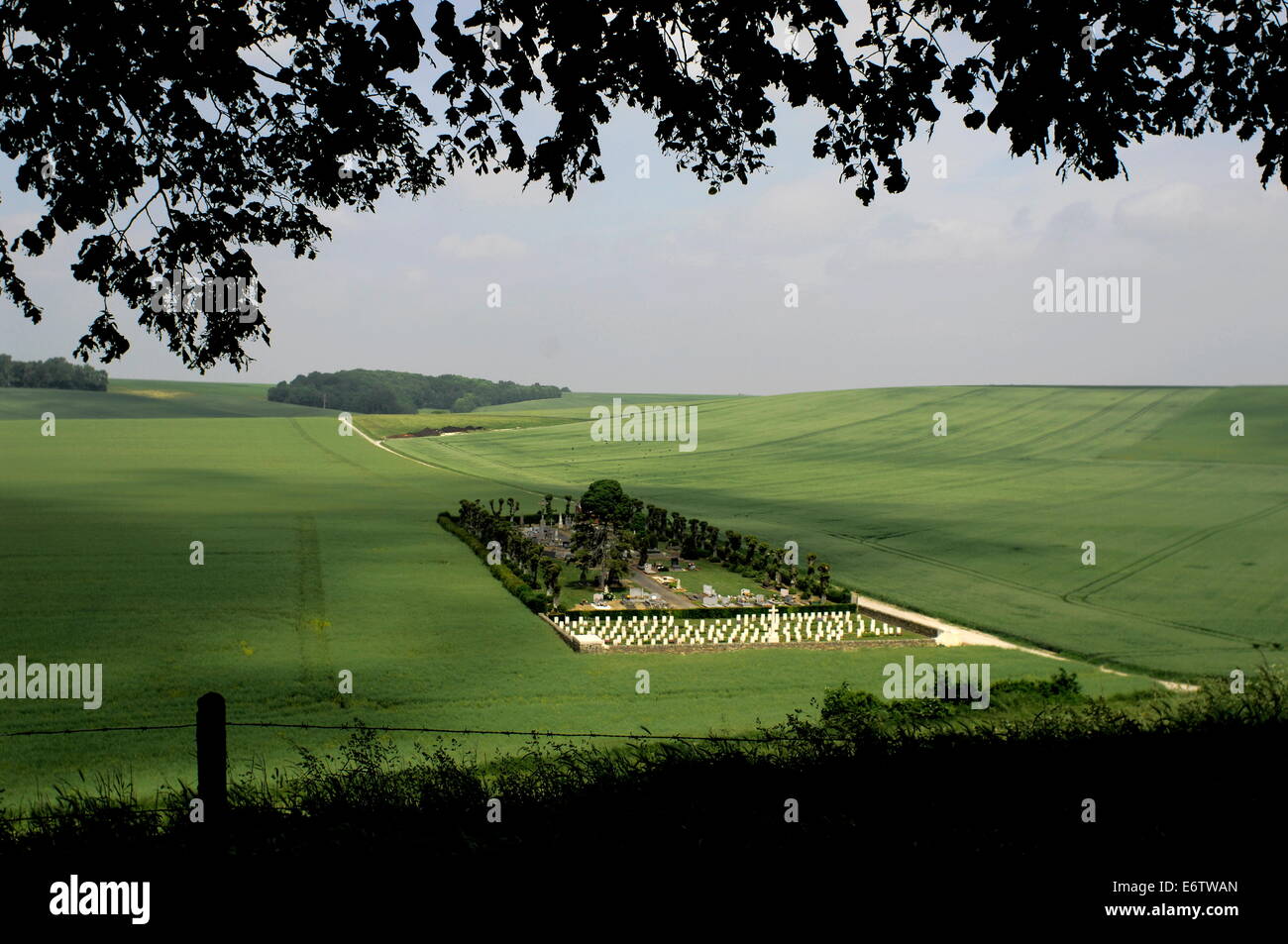 SUZANNE, FRANCE-WWI BATTLEFIELD - LOOKING NORTH IN THE DIRECTION OF ALBERT WITH MILITARY CEMETERY. PHOTO:JONATHAN EASTLAND/AJAX Stock Photo