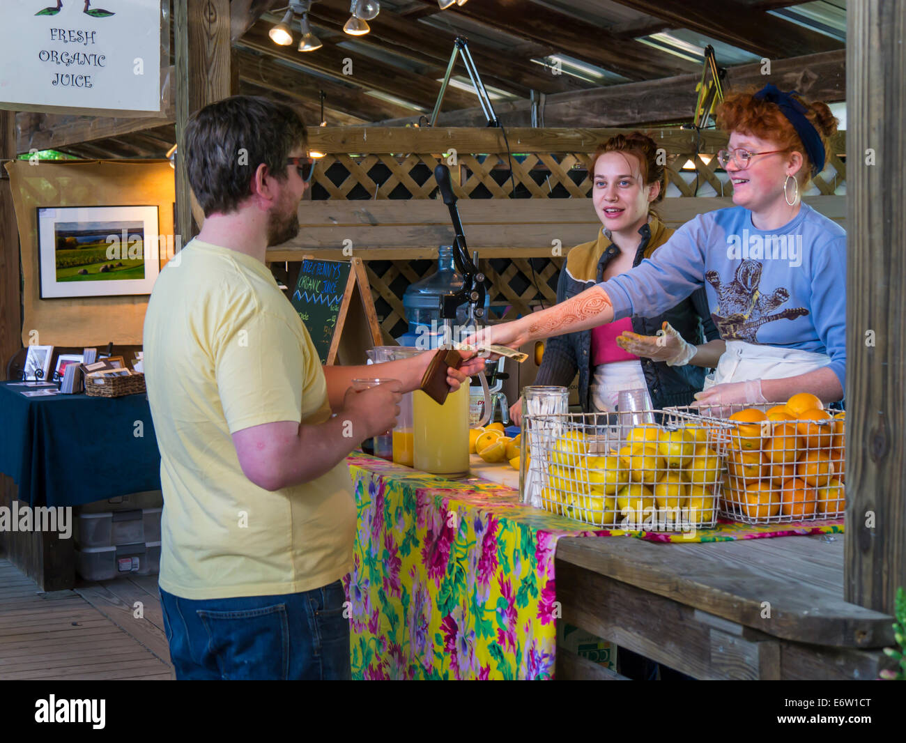 Farmers Market at Steamboat Landing in the Finger lakes region in
