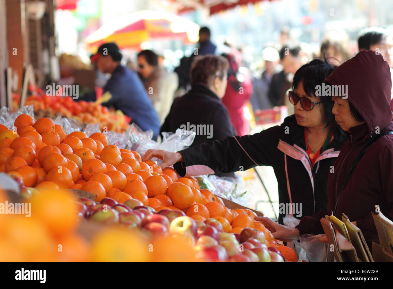 China Town Fruit Market High Resolution Stock Photography and Images