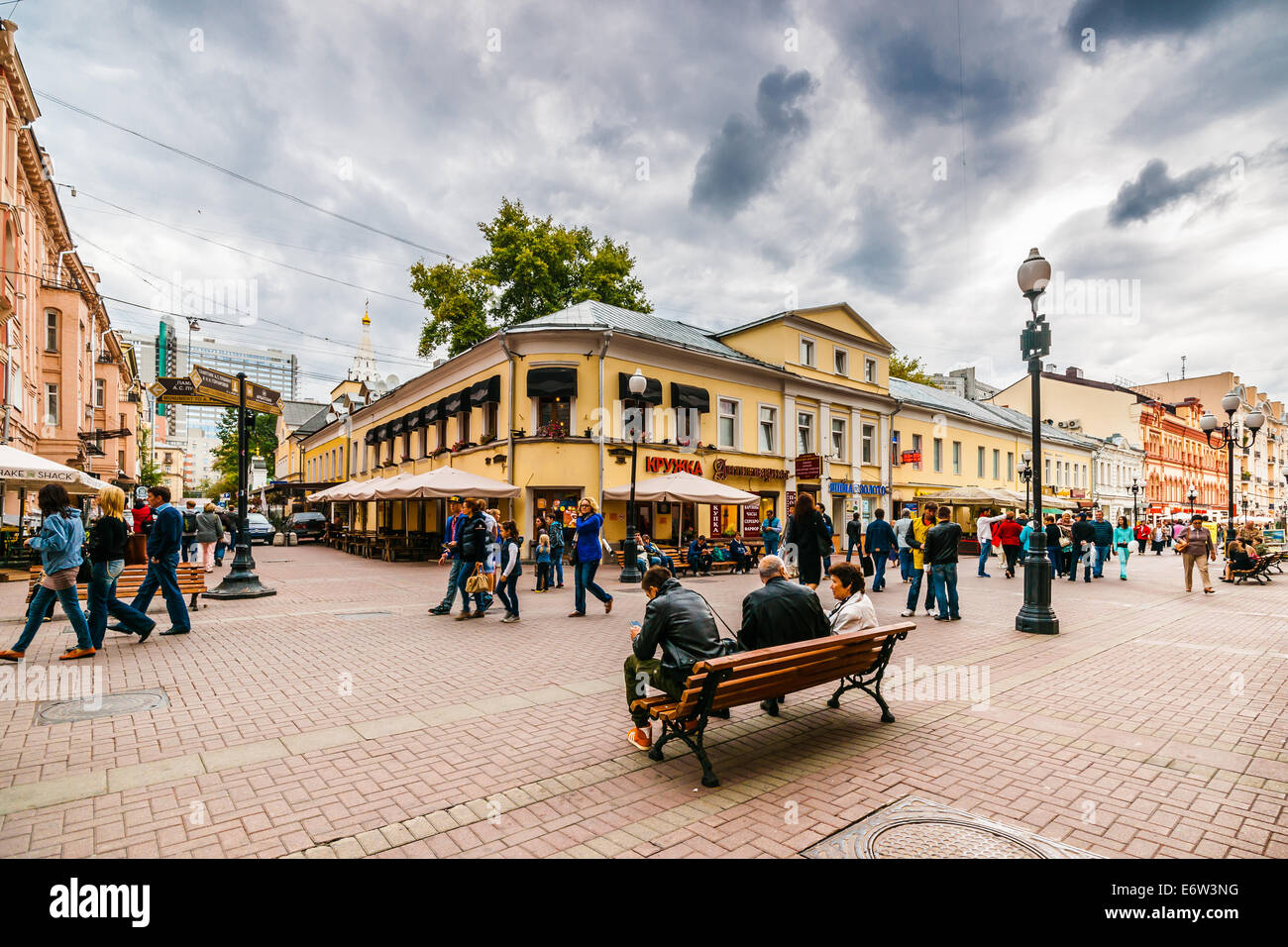 Where can I go on the Arbat old or new. no difference Where can I go on the Arbat old or new. no difference