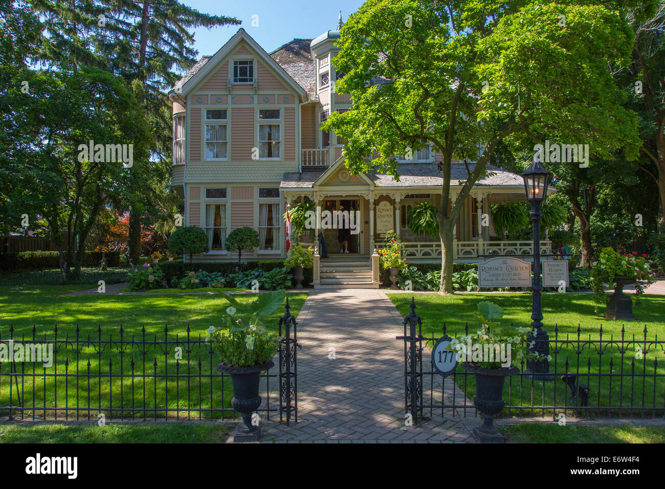 Gallery and gift shop in Village of Niagara on the Lake on the Niagara