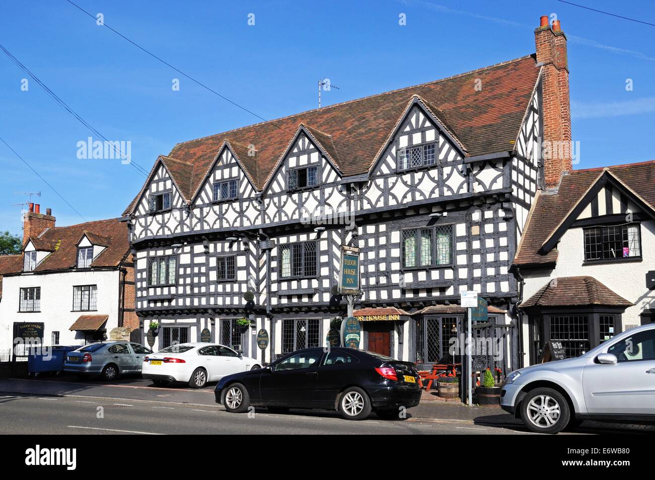 The Tudor House Inn along West Street, Warwick, Warwickshire, England