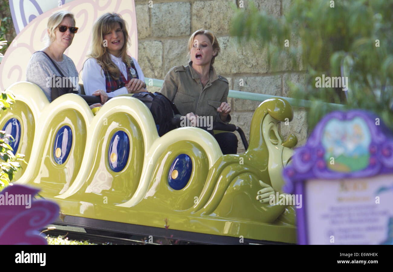 Julie Bowen spends the day at Disneyland with her family and friends