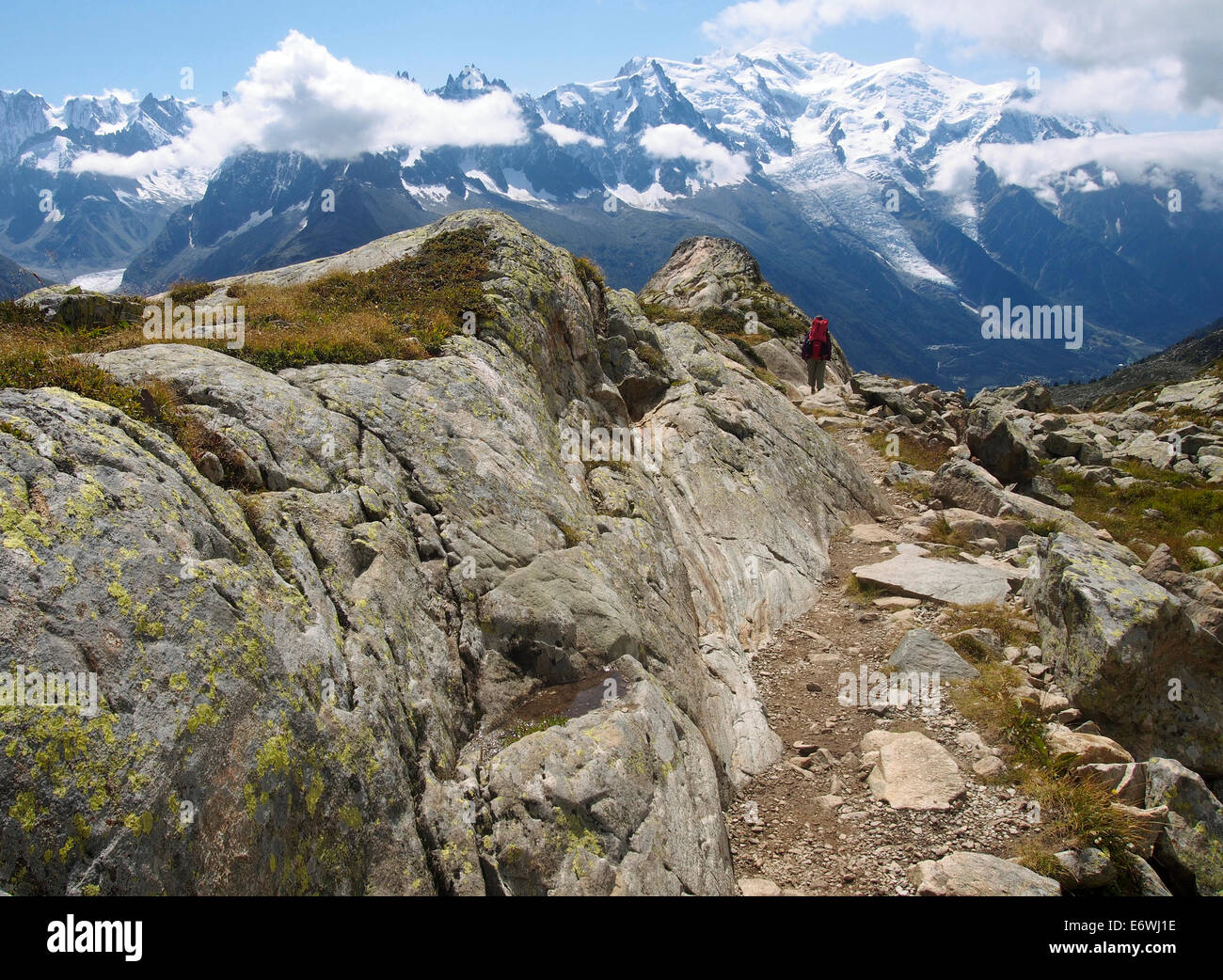 le Tour du Mont Blanc, Grand balcon sud, Aiguilles rouges, Chamonix, France with Mont Blanc and Aiguille du Midi behind Stock Photo