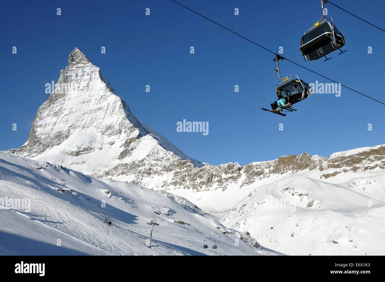 At Trockener Steg on the Theodul glacier with Matterhorn in the background, Zermatt ski resort, Valais, Switzerland Stock Photo