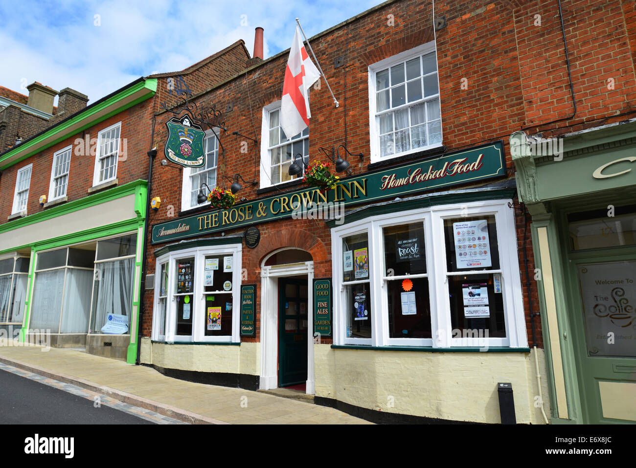 The Rose & Crown Inn, High Street, Old Town, Hemel Hempstead, Hertfordshire, England, United Kingdom Stock Photo