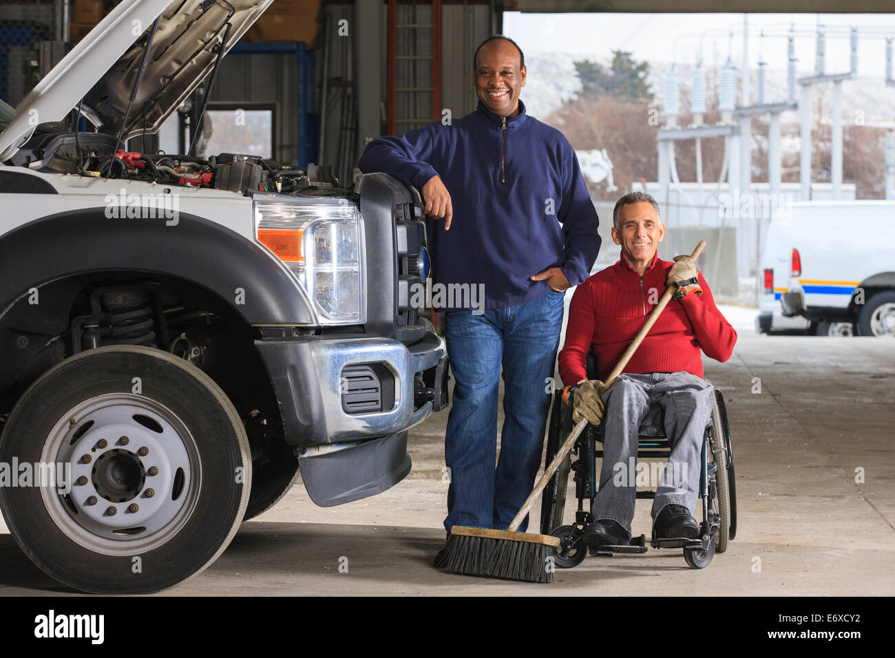Truck garage hires stock photography and images Alamy