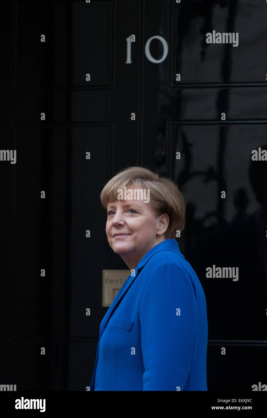 Angela merkel meets hi-res stock photography and images - Alamy