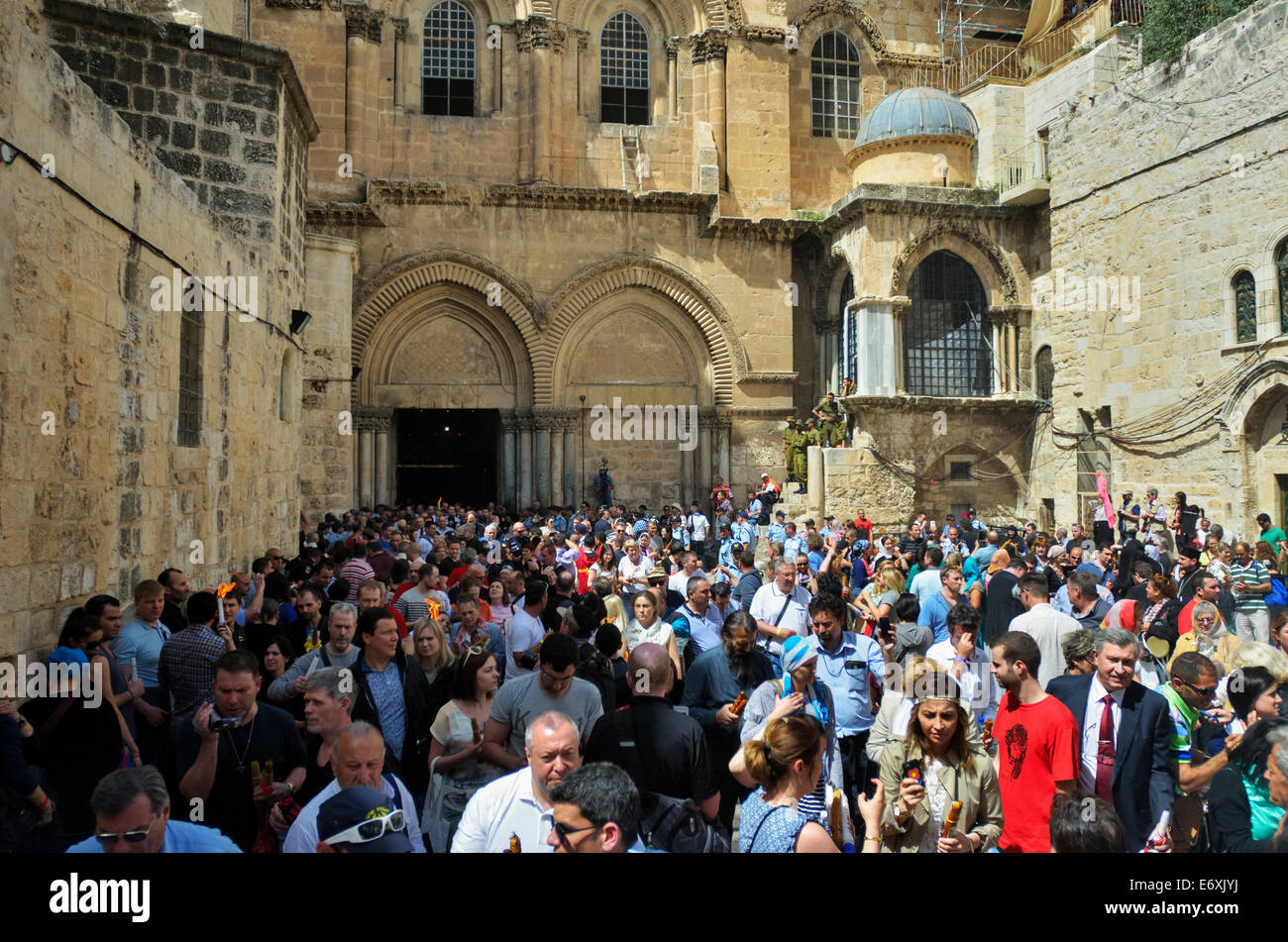 Holy fire holy sepulchre hi-res stock photography and images - Alamy