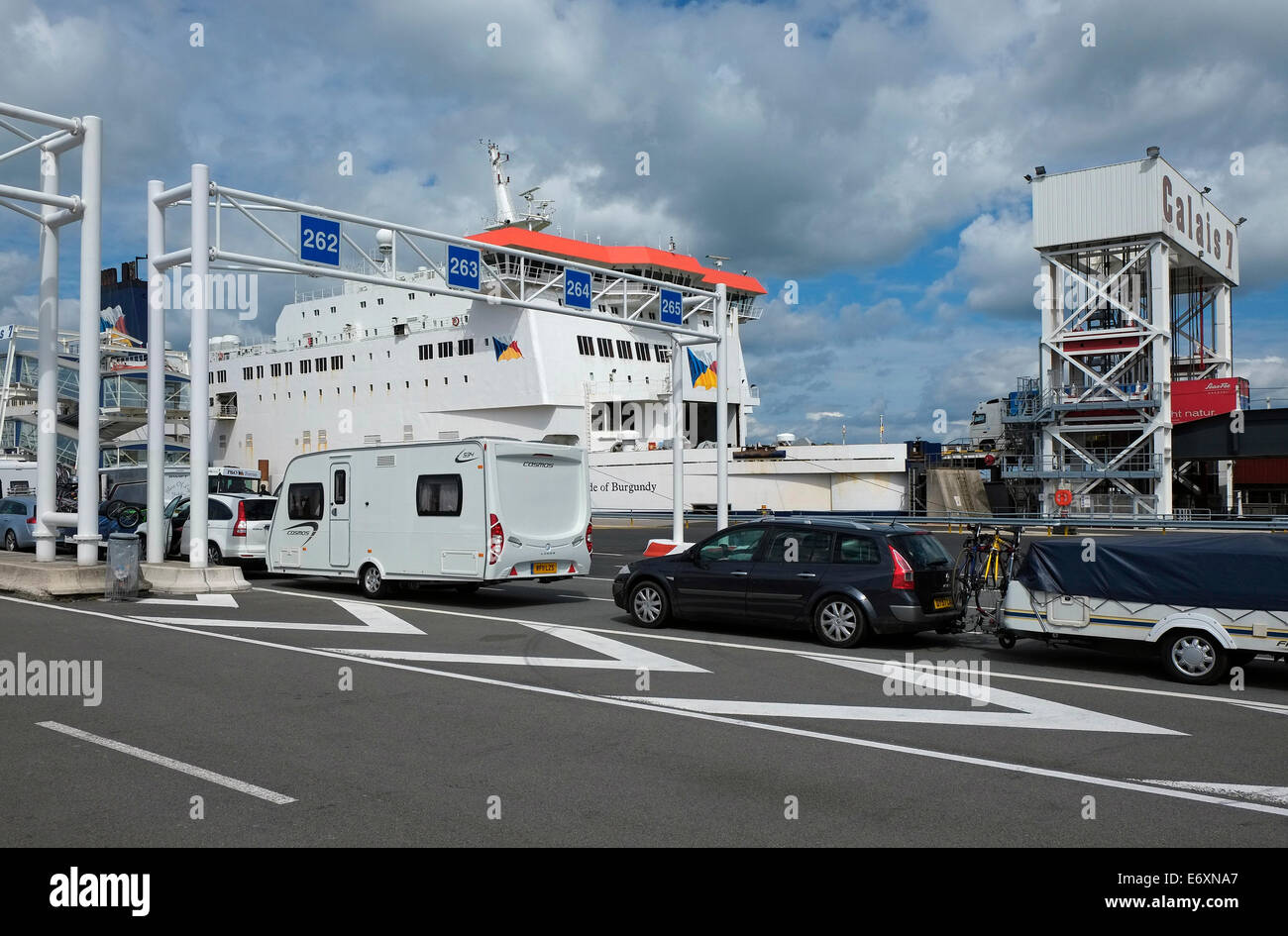 Calais cross channel ferry terminal hires stock photography and images