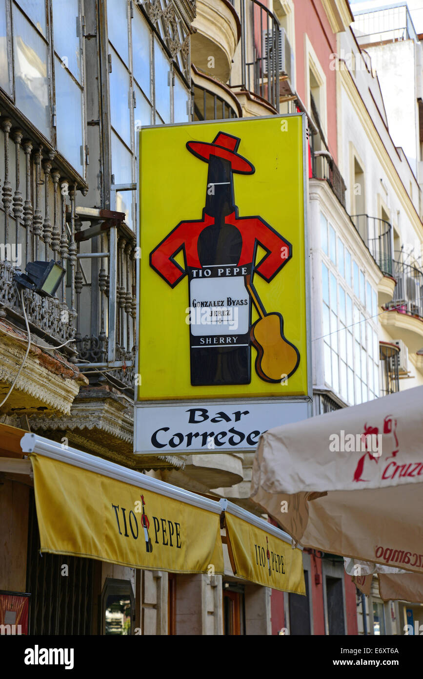Retro Tio Pepe Sherry sign outside bar, Jerez de la Frontera, Province of Cádiz, Andalusia, Kingdom of Spain Stock Photo