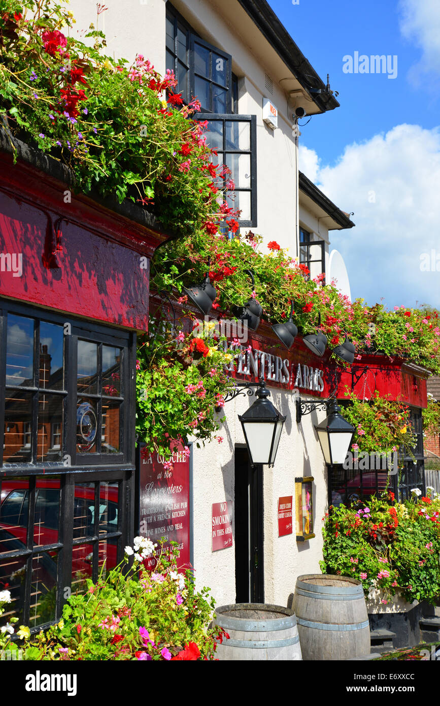 The Carpenters Pub, Upper Village Road, Sunninghill, Berkshire, England