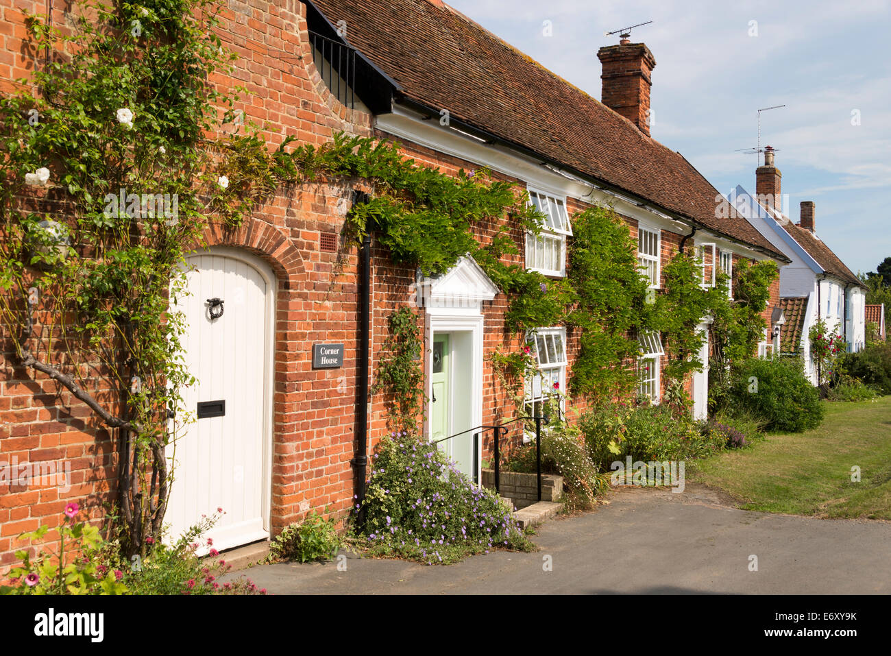 Pretty cottages in the village, Orford, Suffolk, England, UK. Stock Photo