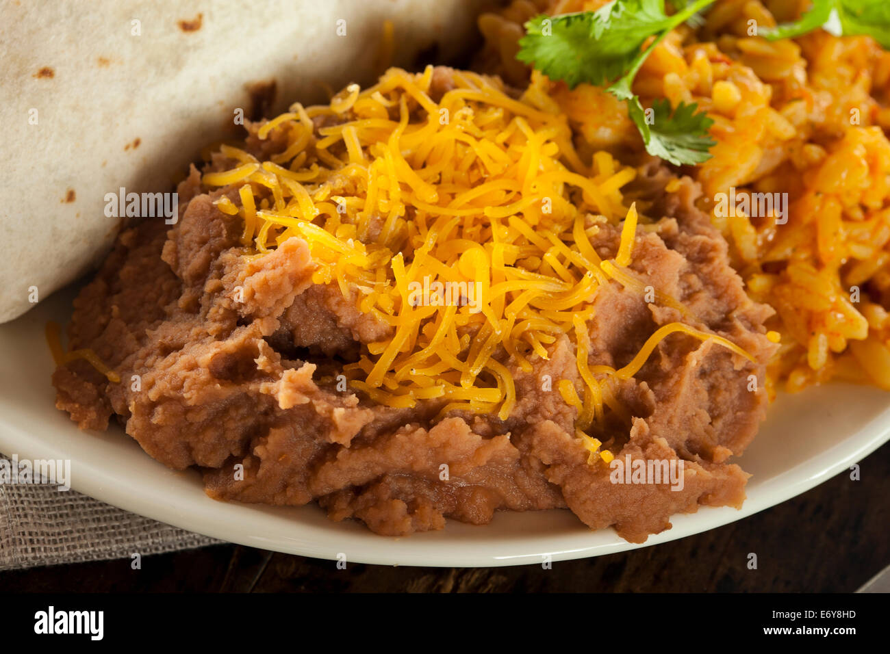 Homemade refried beans hires stock photography and images Alamy