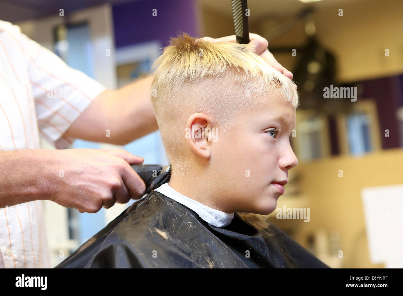 Child haircut hires stock photography and images Alamy