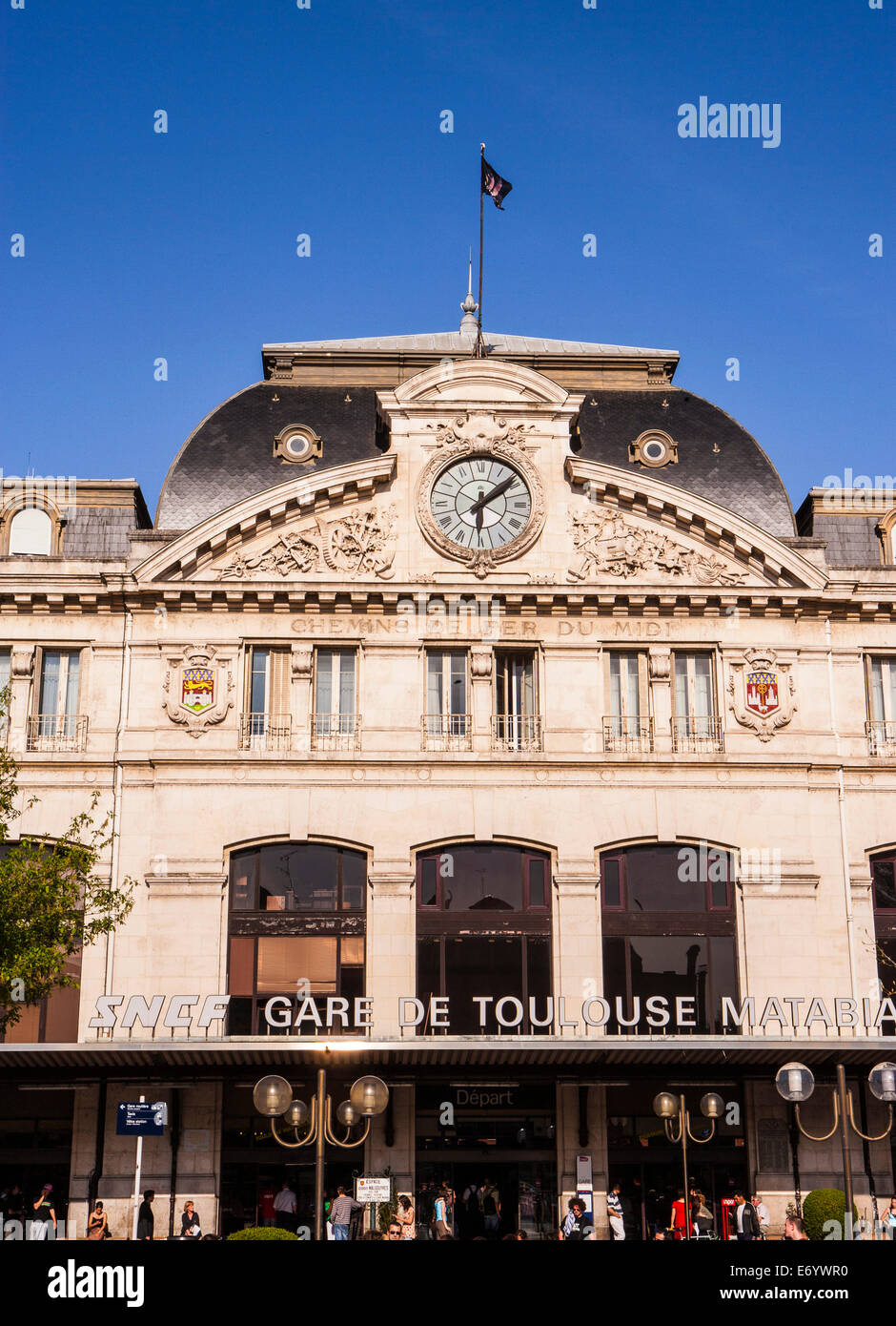 Toulouse train station hi-res stock photography and images - Alamy