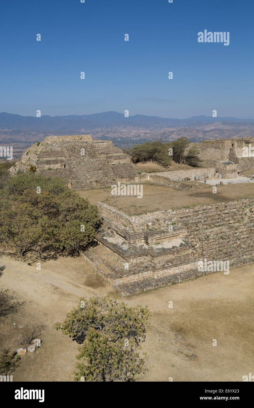 Mexico, Oaxaca, Monte Alban, Building Groups M and O (foreground, left) Stock Photo