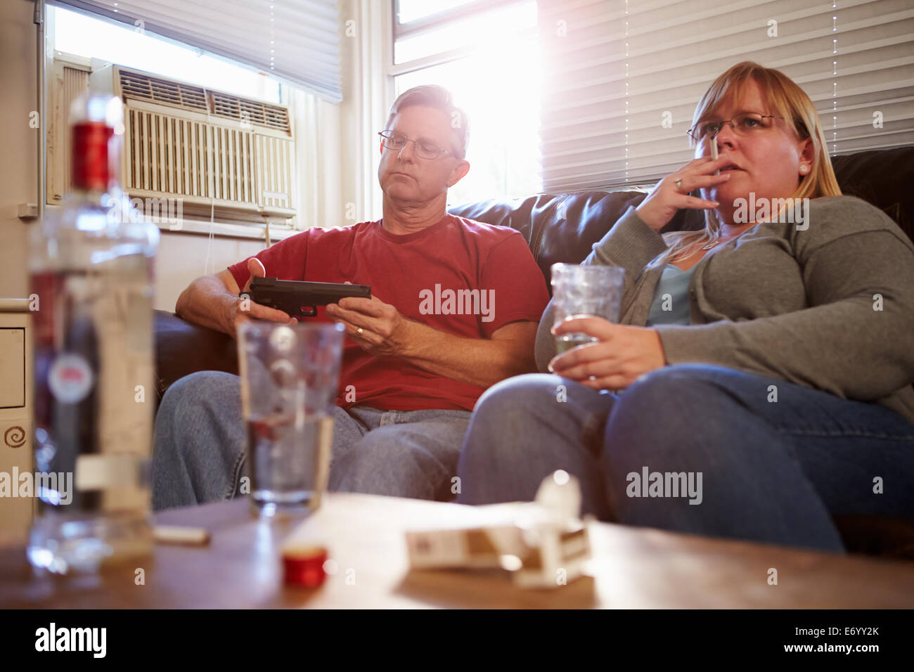 cigarettes and vodka twink Men smoking cigarettes together hi-res stock photography and images