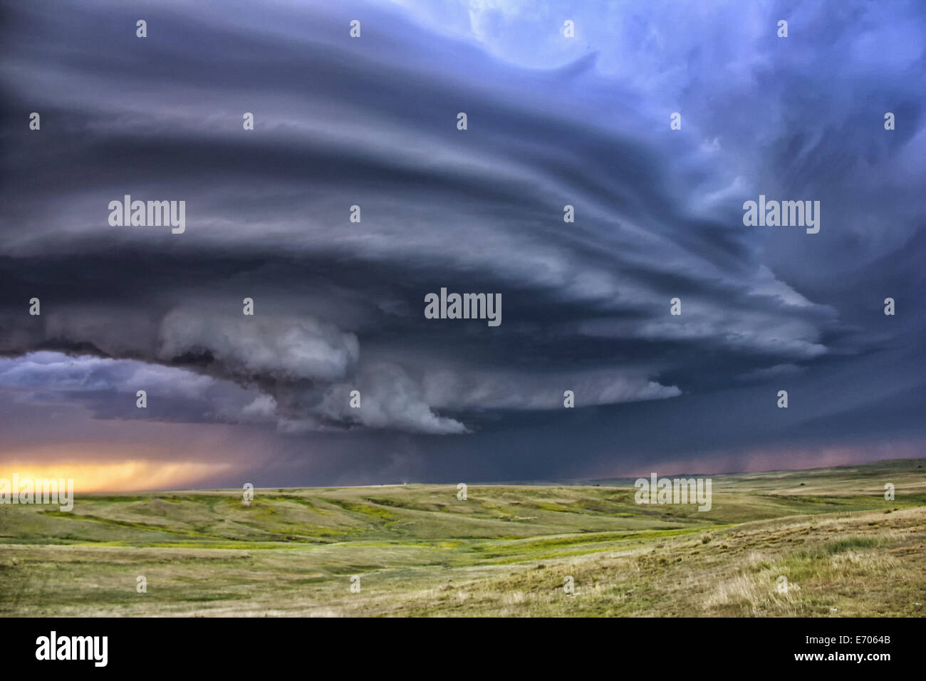 Anticyclonic supercell thunderstorm over the plains, Deer Trail, Colorado, USA Stock Photo
