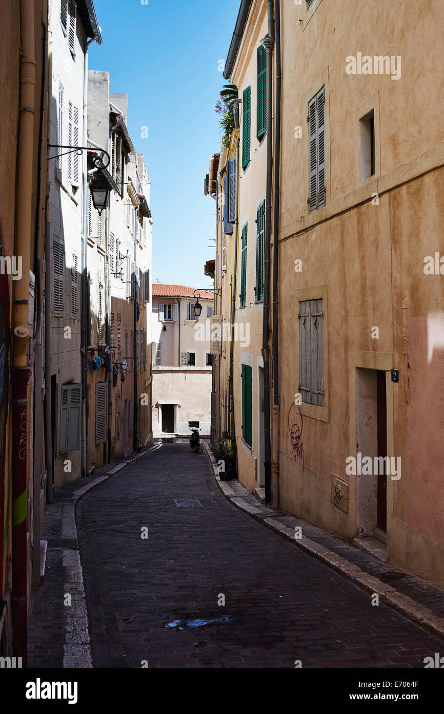 House exteriors along alleyway, Marseille, France Stock Photo