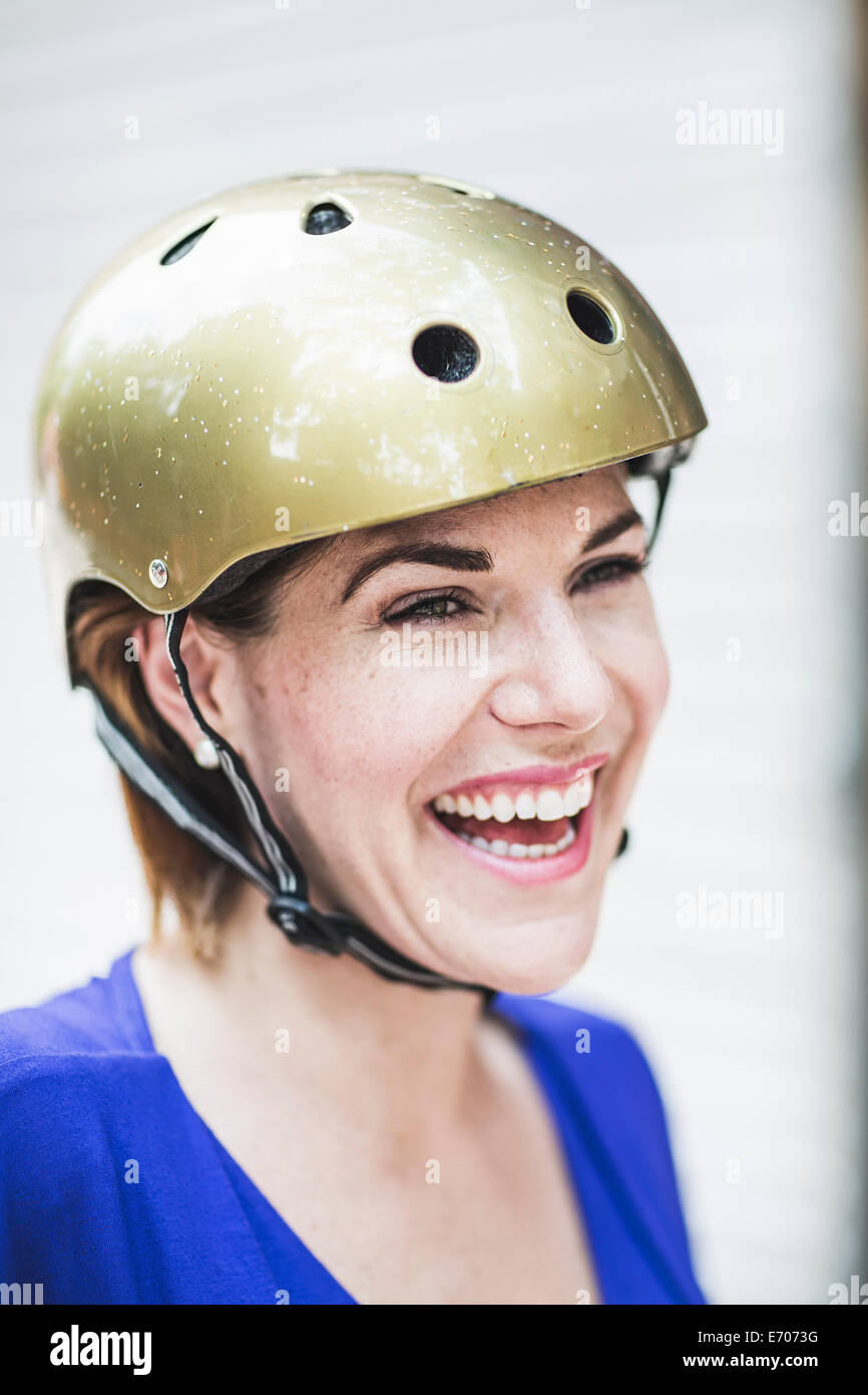 Wearing cycle helmet hi-res stock photography and images - Alamy