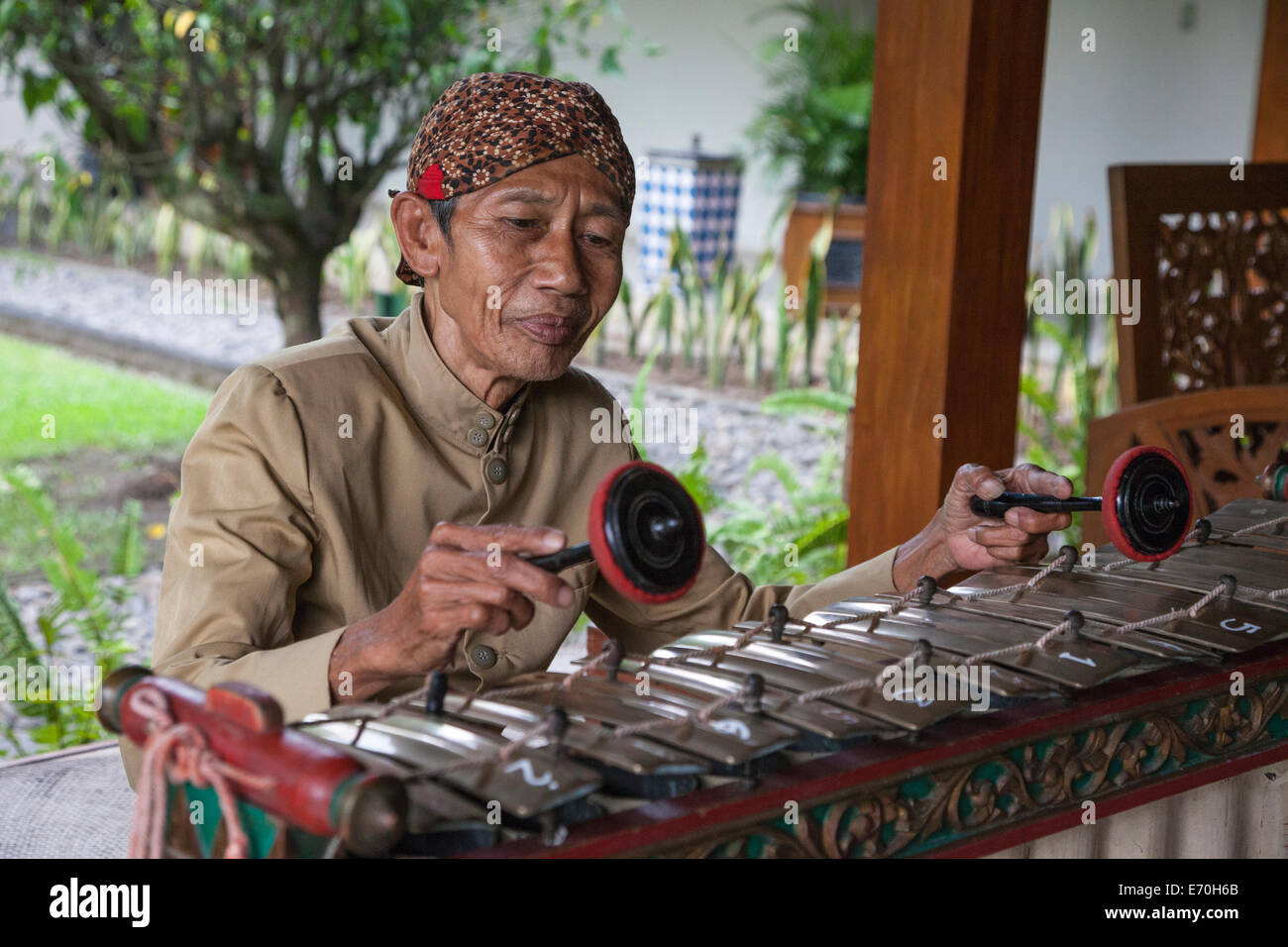 Metallophone High Resolution Stock Photography and Images Alamy