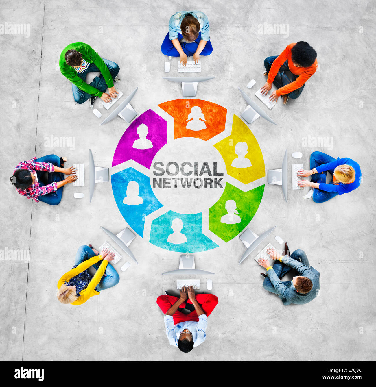 Diverse Computer Systems And Networks Diverse People Using Computers Social Network Concept Stock Photo - Alamy