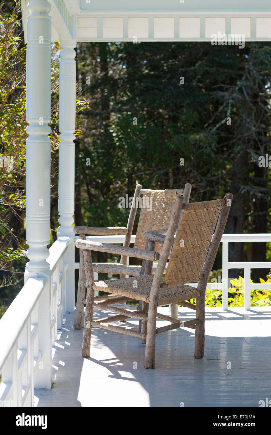 old chairs on front porch Stock Photo - Alamy