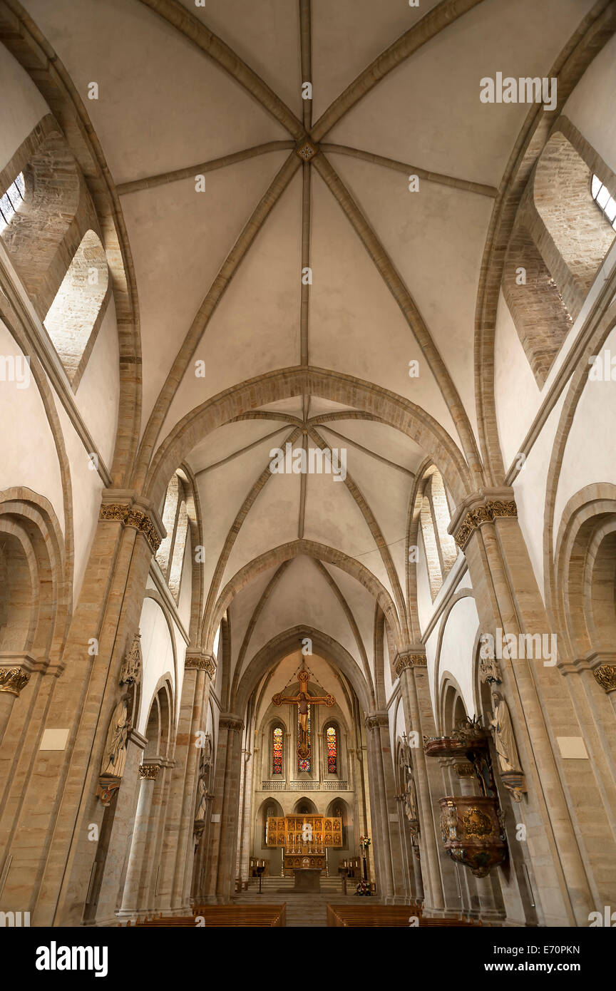 Interior of the Romanesque St. Peter's Cathedral, nave, transept and altar, 1277, Osnabrück, Lower Saxony, Germany Stock Photo