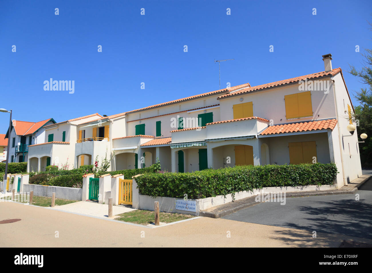 Traditional French seaside house on the Corniche de Nauzan near Royan. Stock Photo