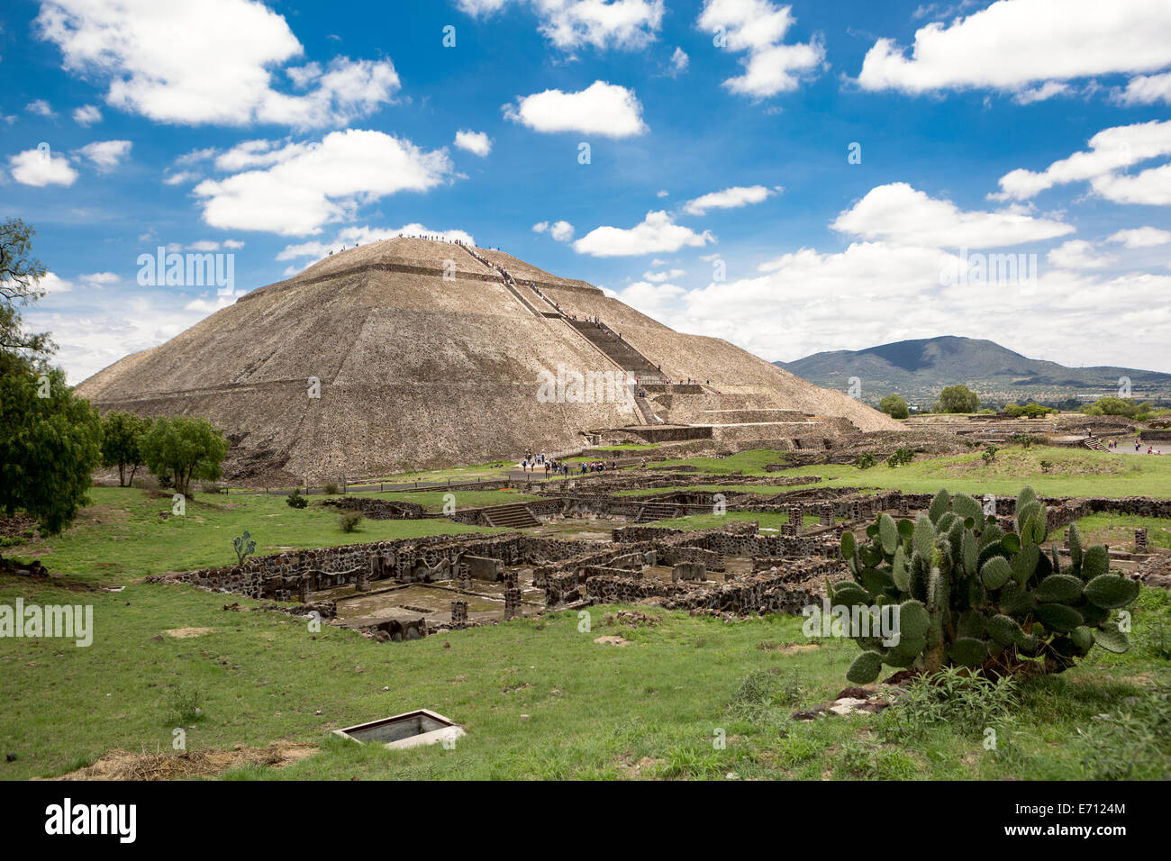 the pyramid of the sun, the world's third largest pyramid, in Teotihuacan, Mexico Stock Photo