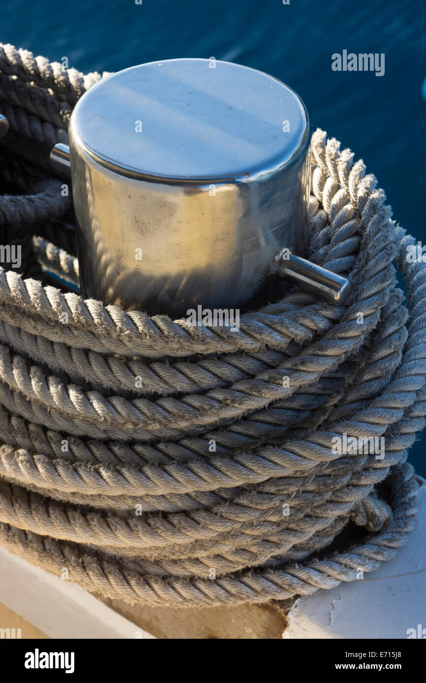 Asia, Rope end on poller Stock Photo