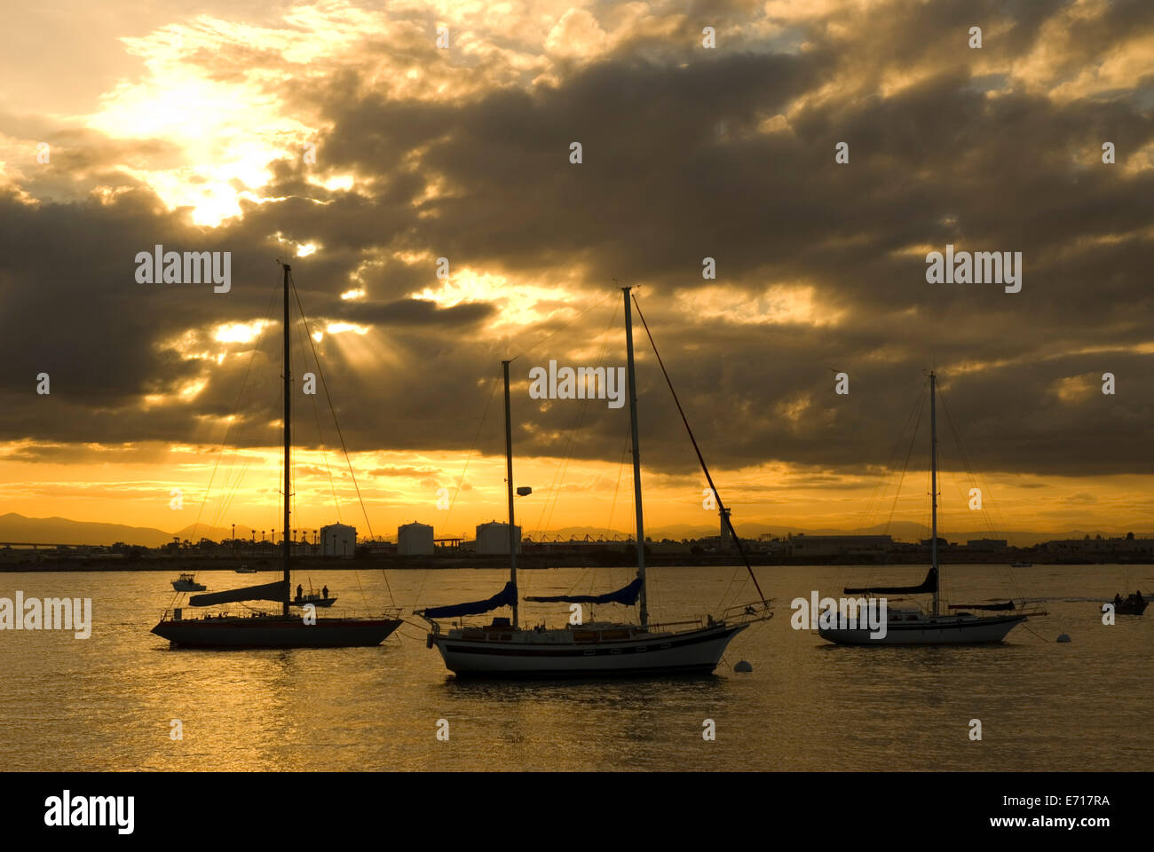 Sailboat sunrise, Shelter Island, San Diego, California Stock Photo Alamy