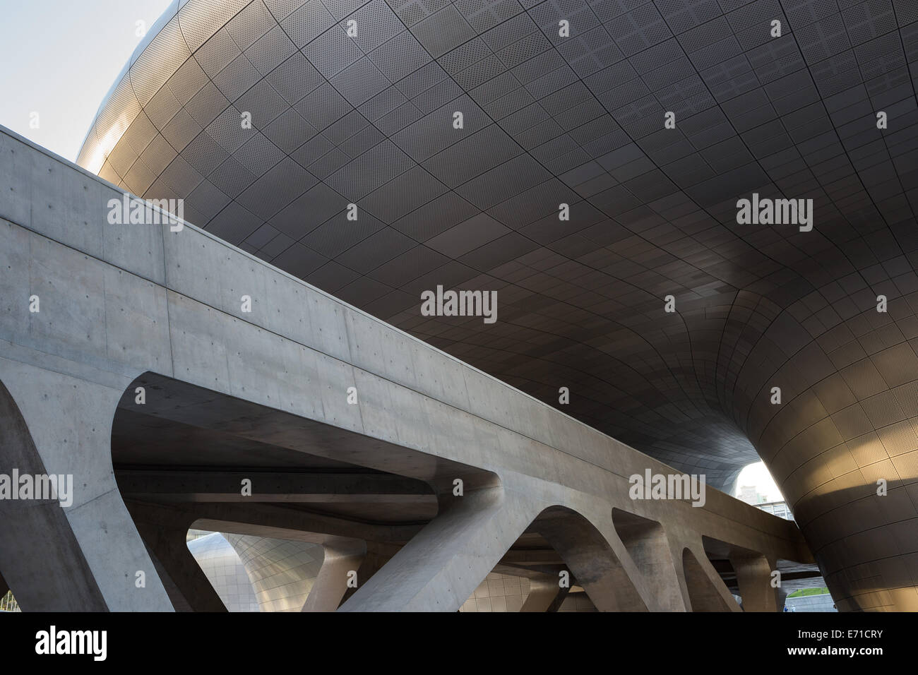 Dongdaemun Design Plaza, by architect Zaha Hadid. Seoul, South Korea. Stock Photo