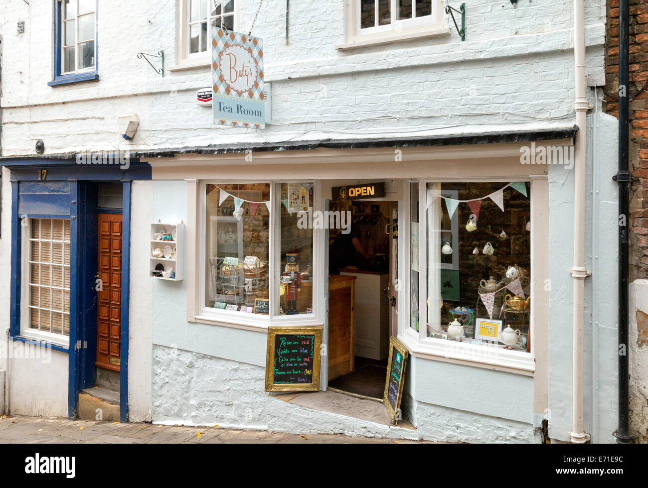 Buntys Tea Room Steep Hill Lincoln Lincolnshire Uk Stock