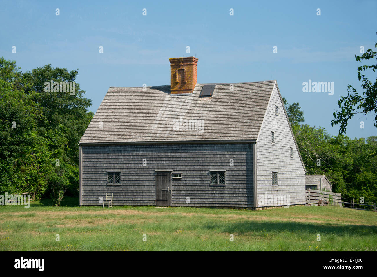 USA, Massachusetts, Nantucket. Jethro Coffin House, the oldest residence on Nantucket, dating back to 1686. Stock Photo