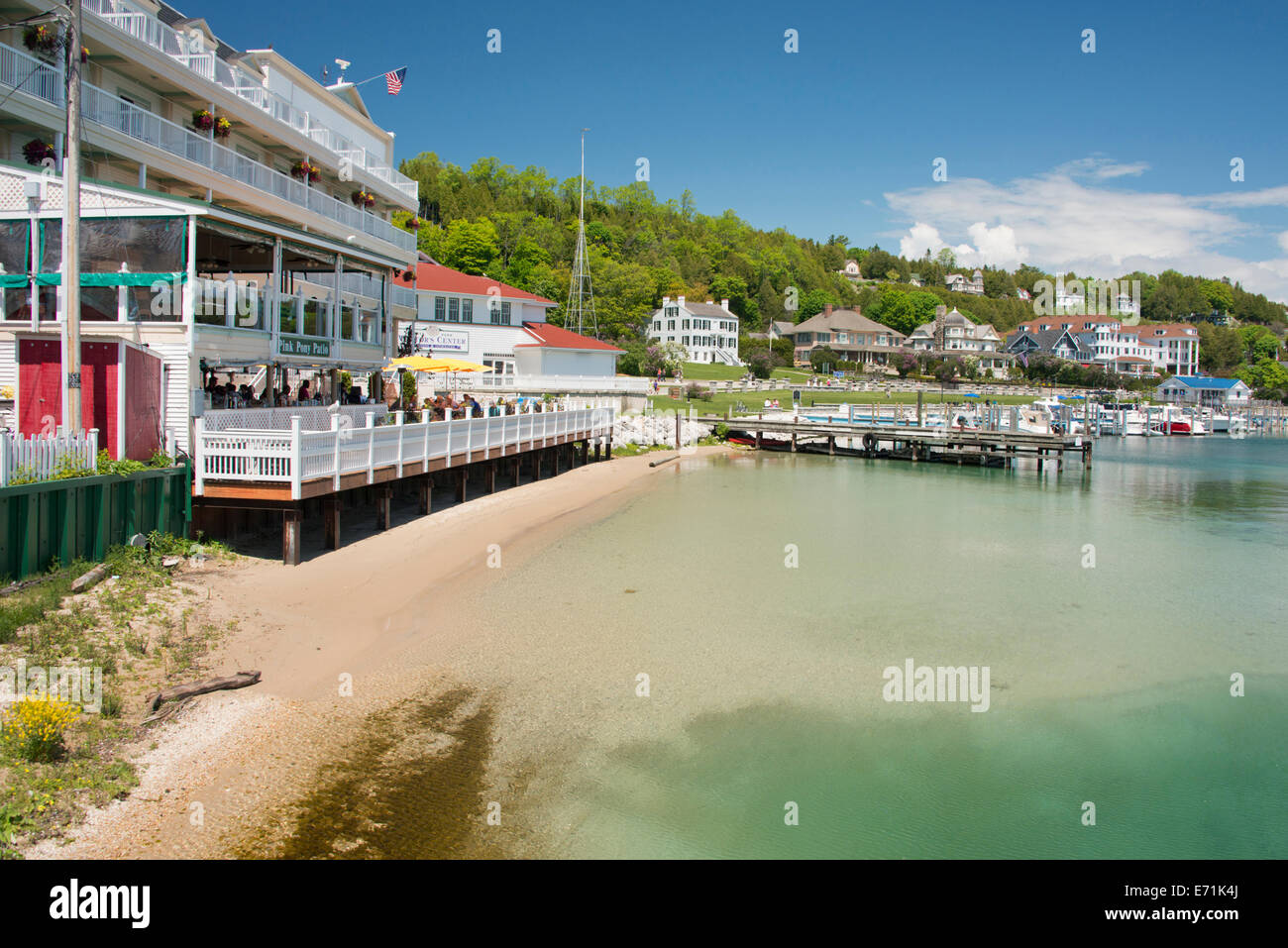 USA, Michigan, Lake Huron, Mackinac Island. Marina area of downtown
