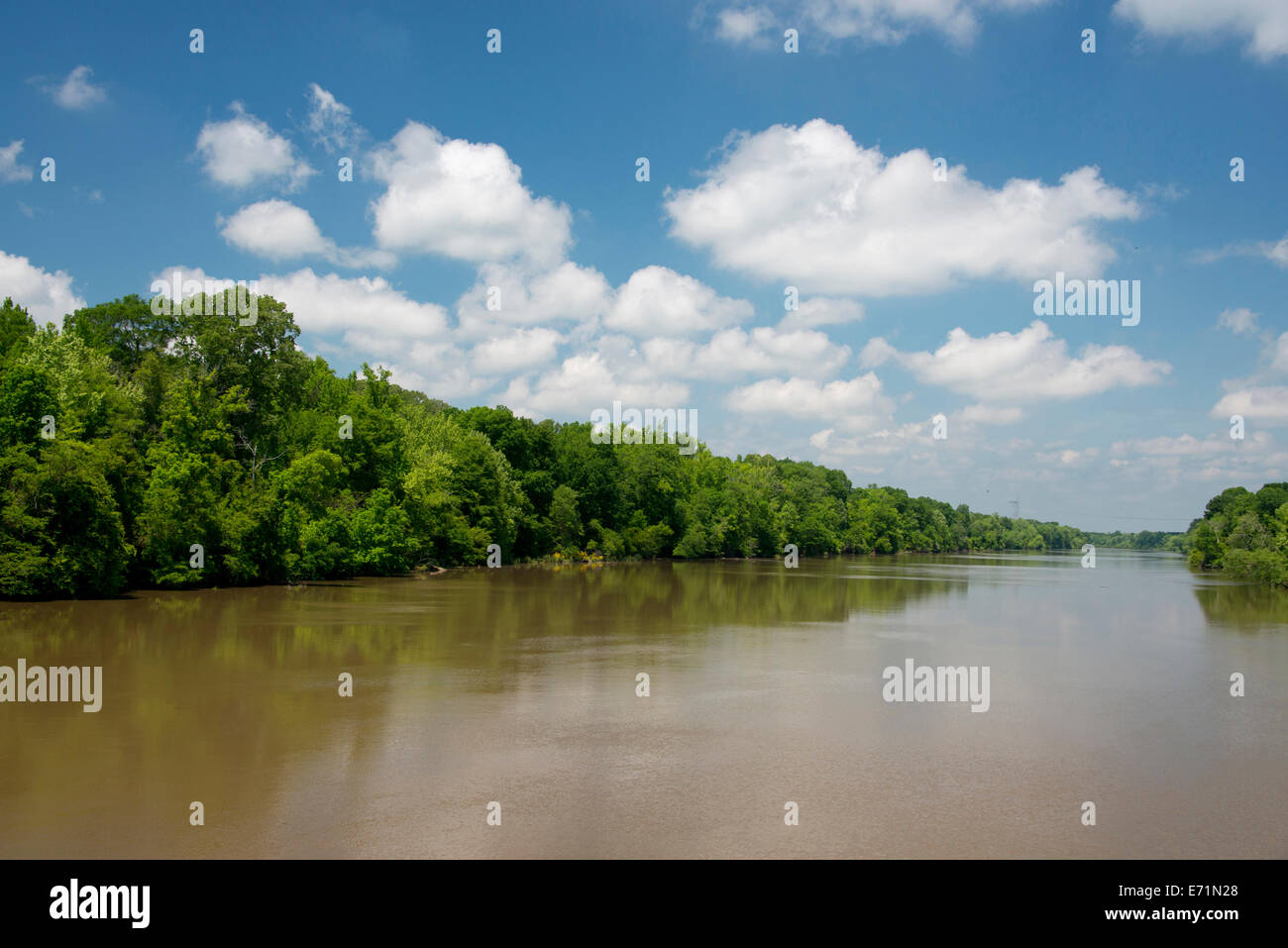 USA, Mississippi, TennesseeTombigbee Waterway. (Large format sizes