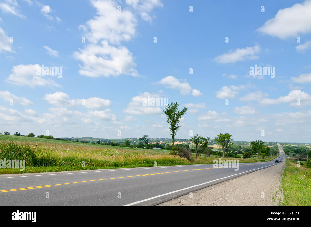 Highway in ontario hires stock photography and images Alamy
