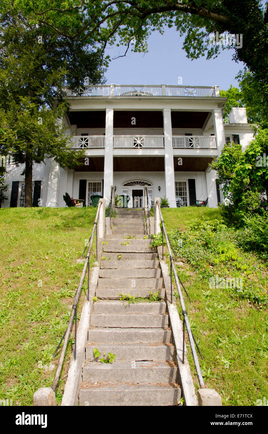 USA, Tennessee, Savannah. Historic Cherry Mansion, National Register of