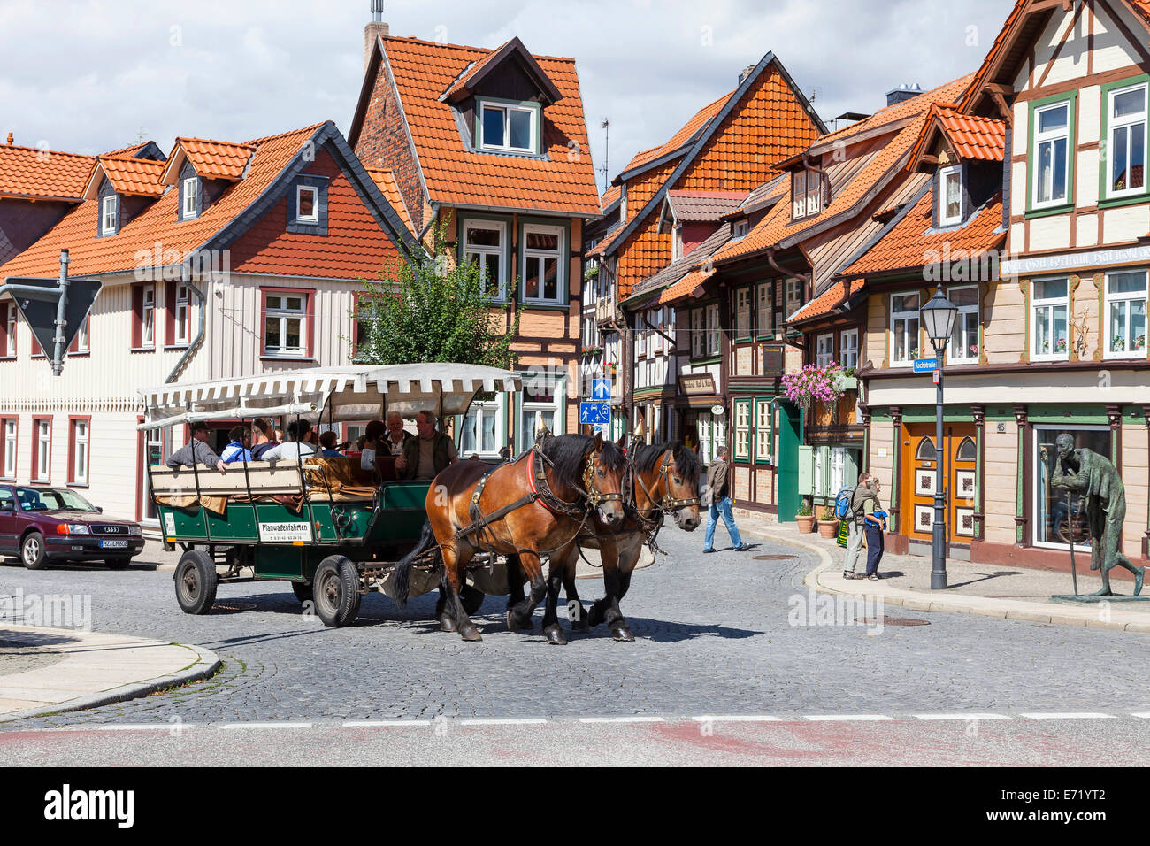 Horse Drawn Carriage Kleinstes Haus German For Smallest House