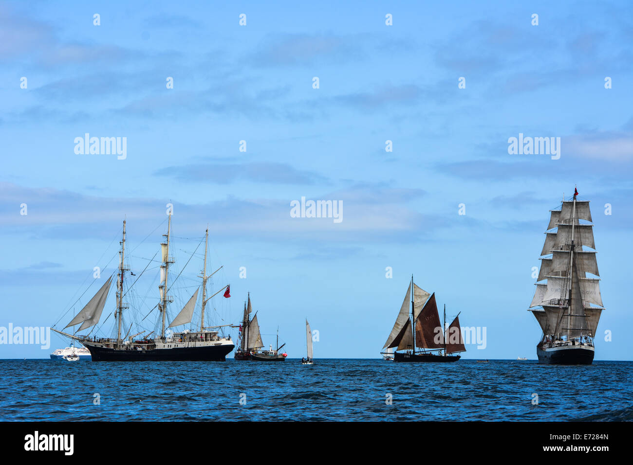 Tall ships falmouth hi-res stock photography and images - Alamy