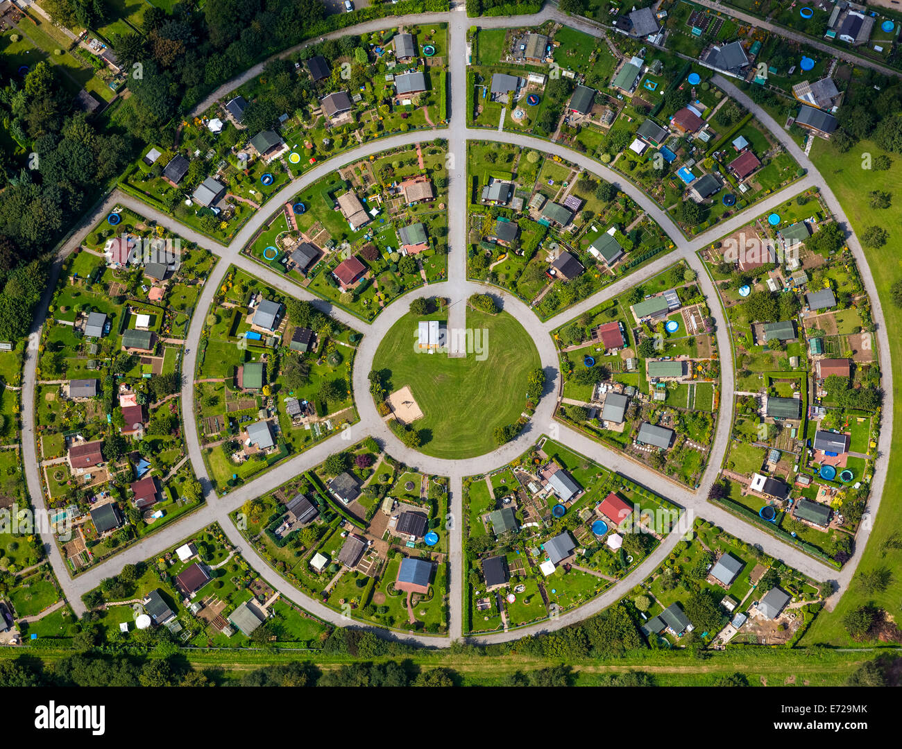 Aerial view, allotments, round gardens at Cäcilienstraße, Kamp-Lintfort, North Rhine-Westphalia, Germany Stock Photo