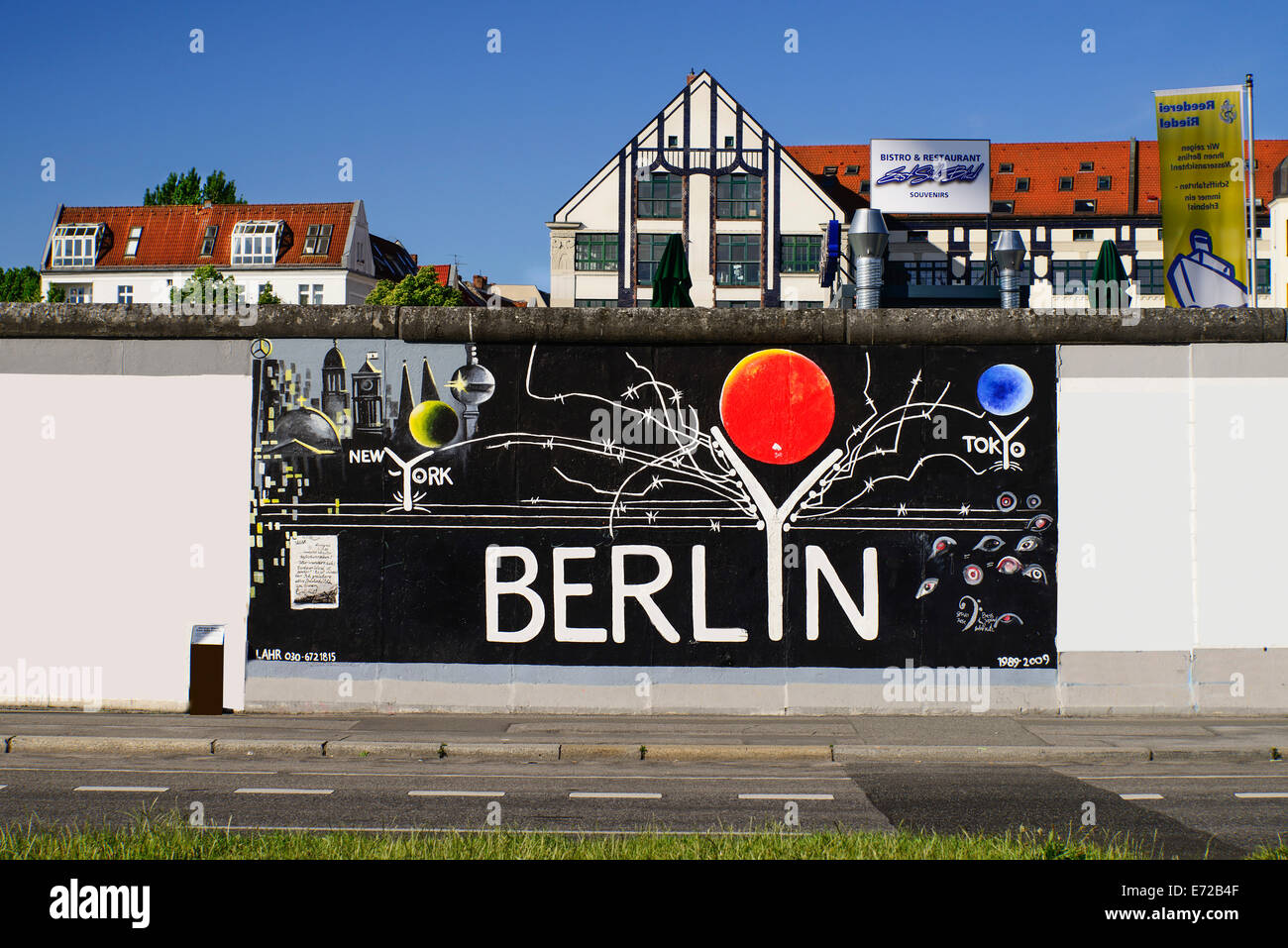 Germany, Berlin, The East Side Gallery a 1.3 km long section of the Berlin  Wall mural with the word Berlin prominently displayed Stock Photo - Alamy