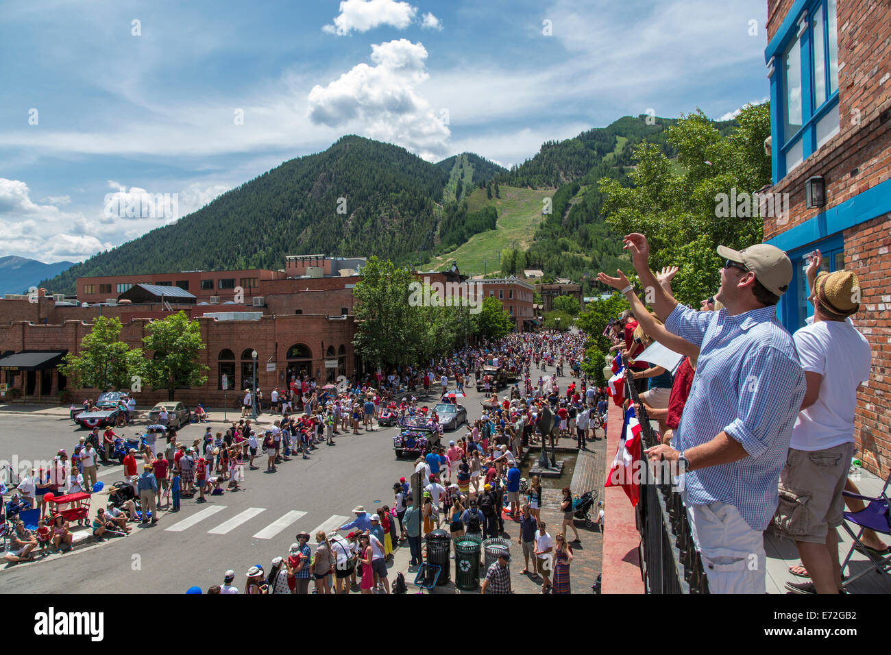 4th of july parade hires stock photography and images Alamy