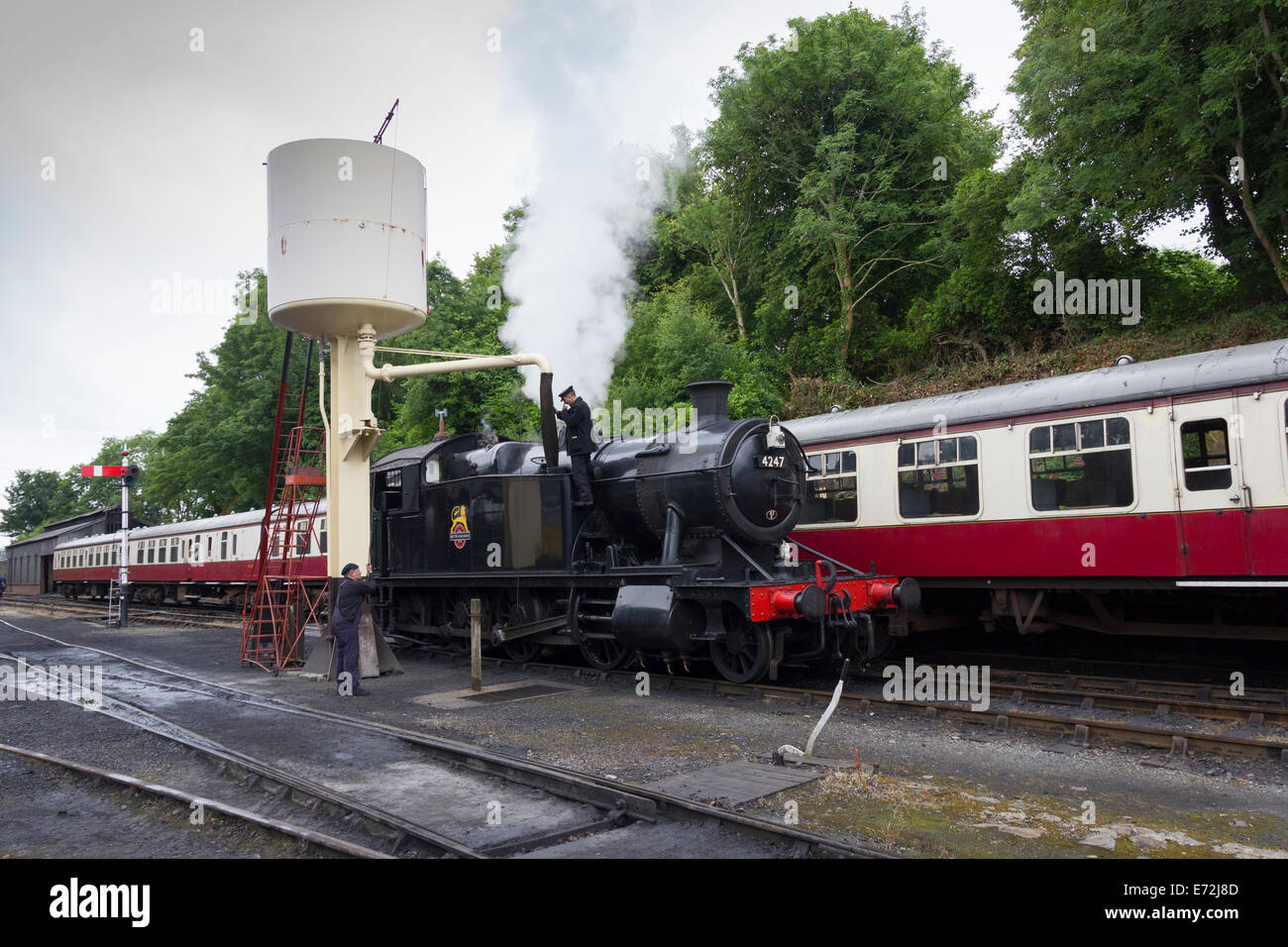 Great Western 2-8-0 tank engine on the Bodmin and Wenford steam railway ...